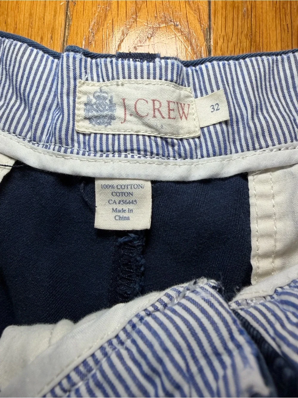 J.Crew Navy Blue Anchor Embroidered Men’s Sz 32 Shorts